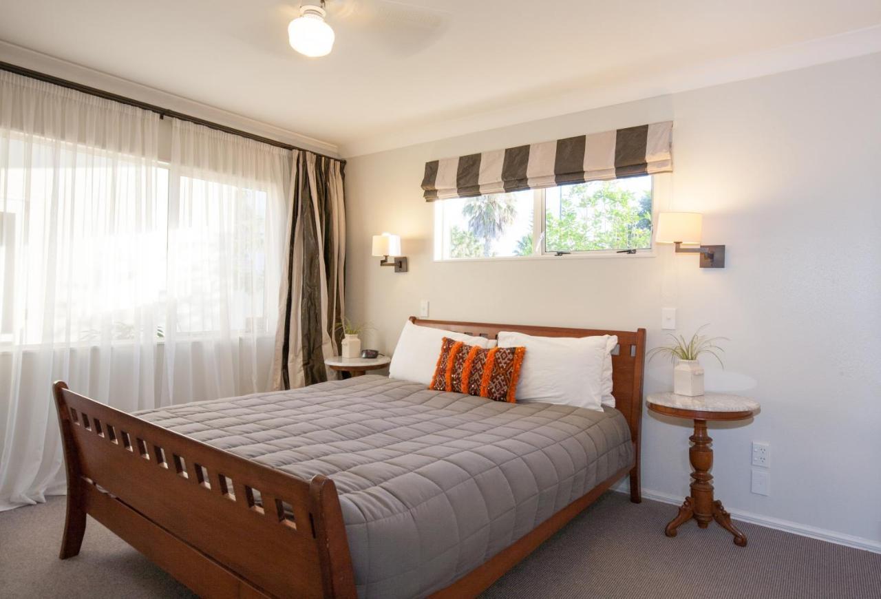 Pacific Palms Resort ปาปาโมอา ภายนอก รูปภาพ