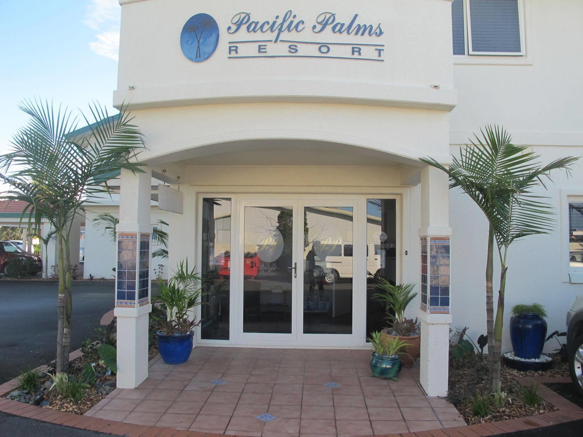 Pacific Palms Resort ปาปาโมอา ภายนอก รูปภาพ