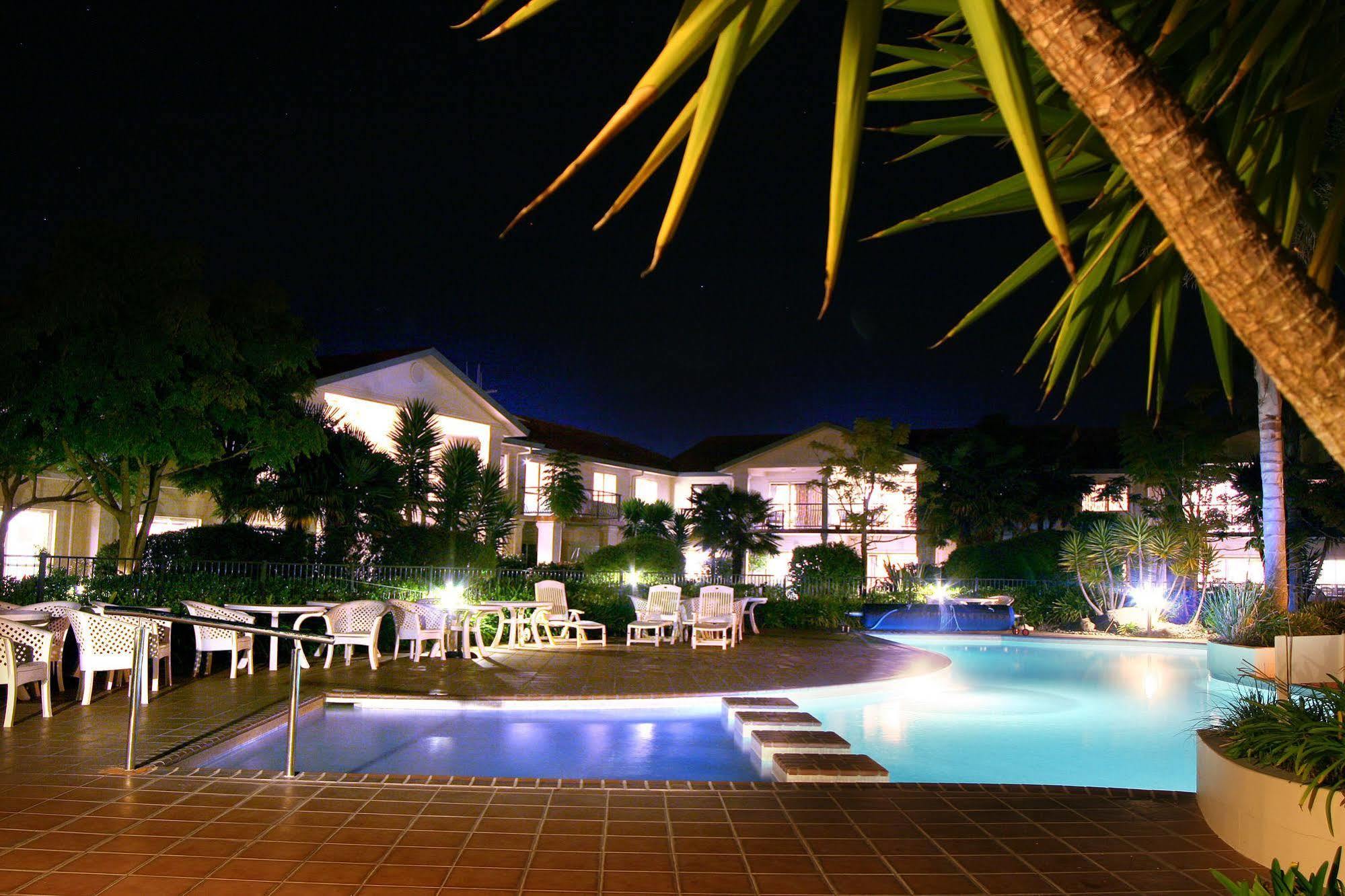 Pacific Palms Resort ปาปาโมอา ภายนอก รูปภาพ